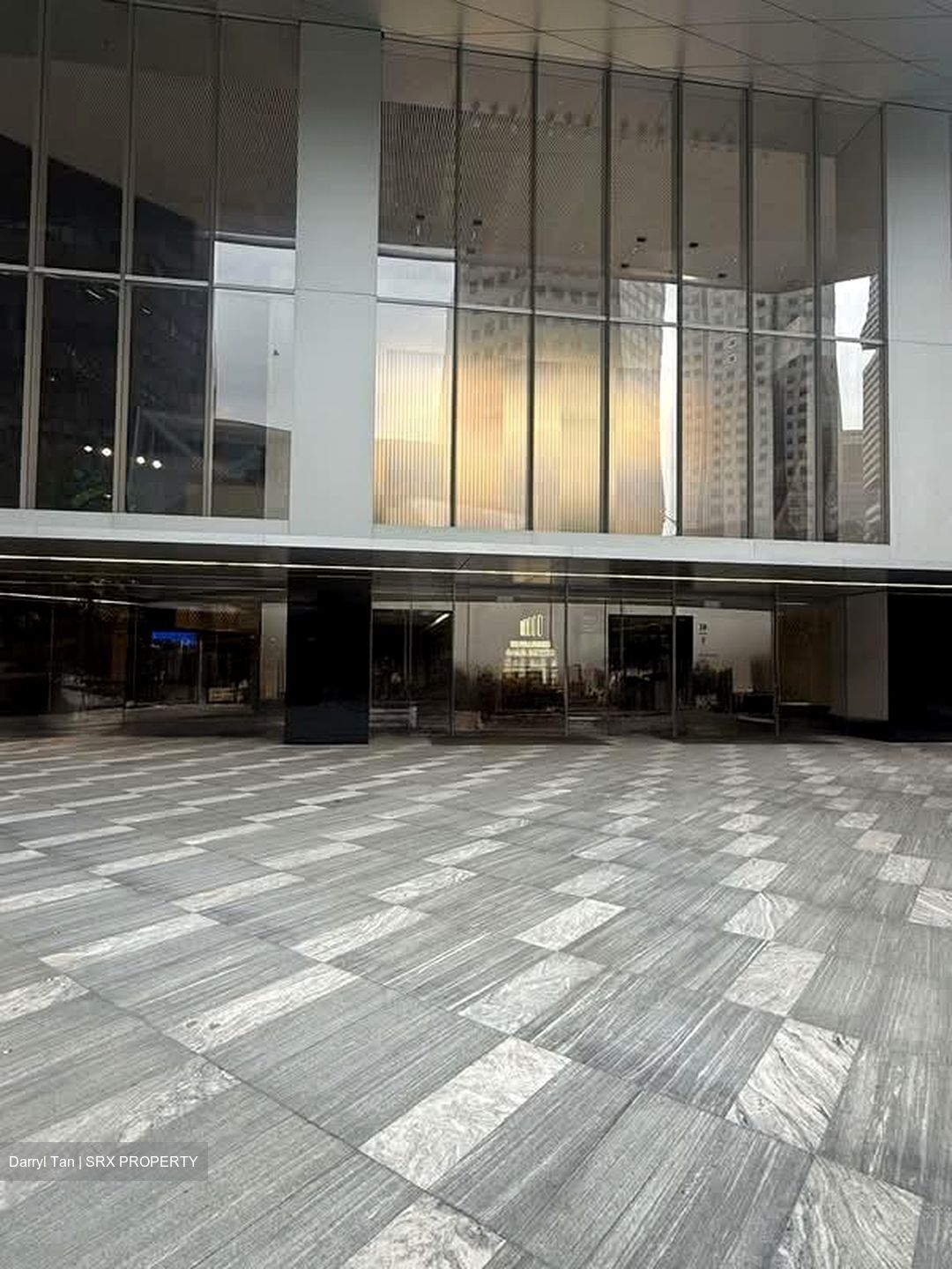 Singapore Land Tower (D1), Retail #554062381